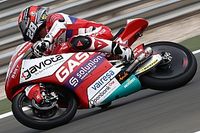 Izan Guevara le arrebata la pole de Moto3 a Sasaki en Qatar