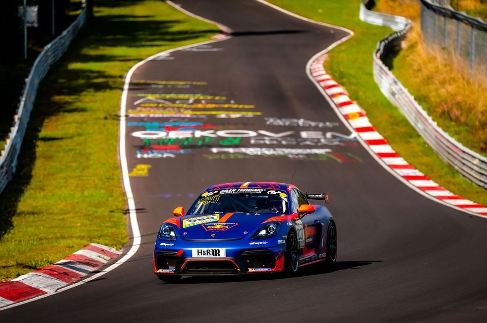 #980 Lionspeed GP, Porsche Cayman GT4 - Max Verstappen, Chris Lulham
