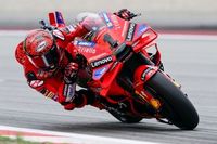 Bagnaia lidera la primera jornada en Barcelona; Martín acaba quinto