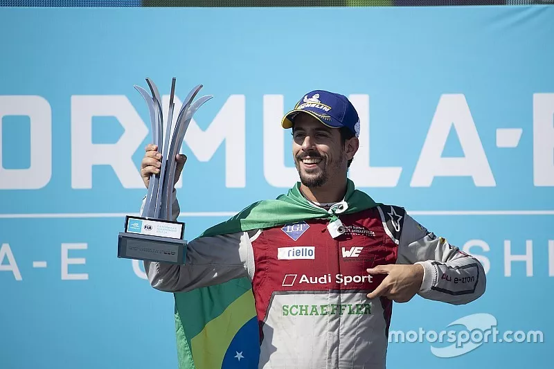 Lucas di Grassi, Audi Sport ABT Schaeffler, finishes 2nd