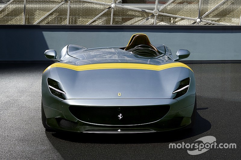 Ferrari показала ексклюзивні спідстери Monza SP1 та SP2