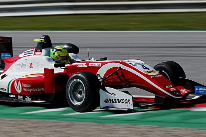 Red Bull Ring F3: Schumacher yine kazandı, Ticktum kaza yaptı