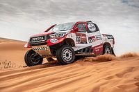 Alonso, frustrado por una pinchadura que lo sacó del top 5