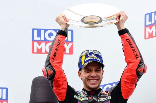 Bezzecchi: "Con las dos long lap hab&iacute;amos calculado acabar cuartos, as&iacute; que estoy feliz"
