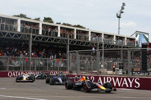 F1: Verstappen se aproxima de dupla da McLaren e Mercedes ultrapassa Ferrari; confira como está o campeonato após Baku
