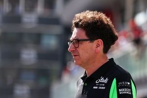 アウディ、PU開発に自信覗かせるもメルセデスの覇権再来を懸念「2026年は、我々がトップに立つ年ではない」