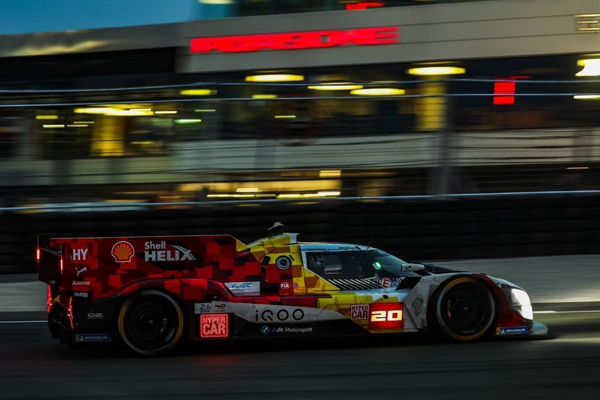 #20 BMW M Team WRT BMW M Hybrid V8: Ren&eacute; Rast, Robin Frijns, Sheldon Van Der Linde
