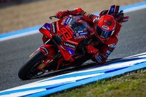 MotoGP: Marc Márquez vence Sprint em Le Mans; Bagnaia sofre queda