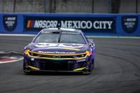 NASCAR Cup M&eacute;xico: Van Gisbergen gana la pole, Daniel Su&aacute;rez en 10&deg;