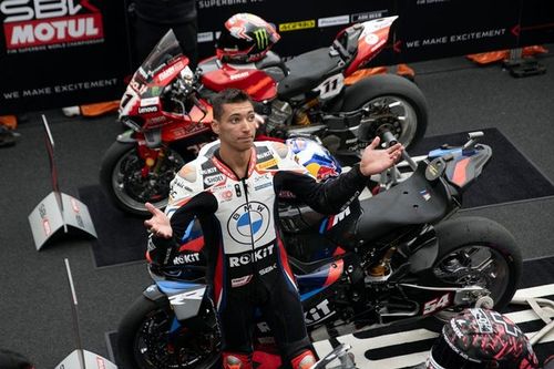 Superpole r&eacute;cord para Toprak en Donington; Bautista, 11&ordm;