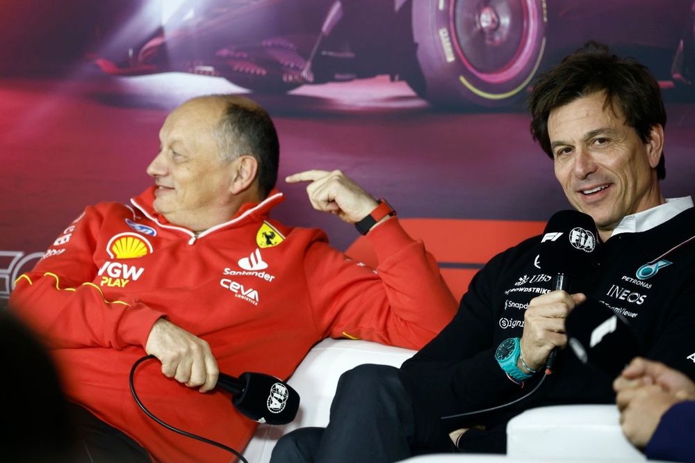Frederic Vasseur, Team Principal and General Manager, Scuderia Ferrari, Toto Wolff, Team Principal and CEO, Mercedes-AMG F1 Team, in the Press Conference 