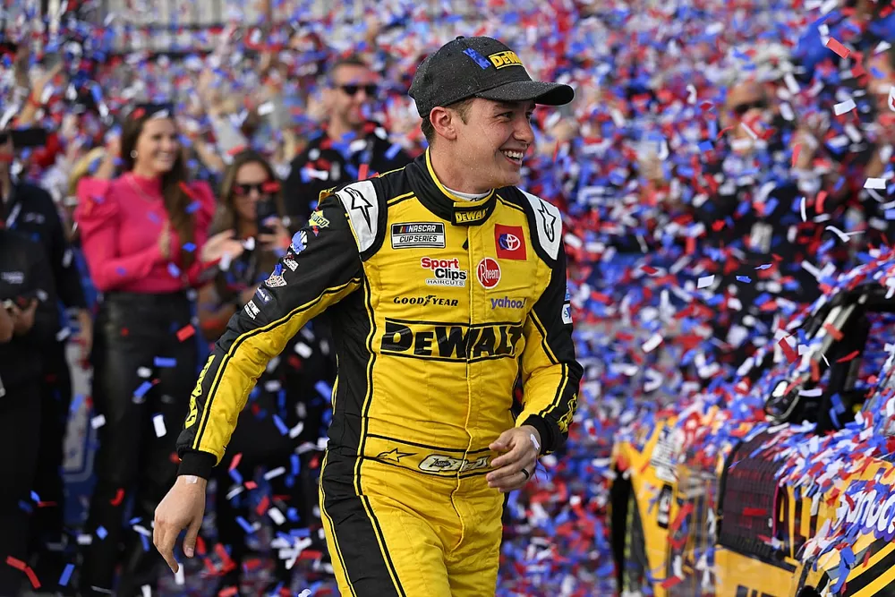 El ganador, Christopher Bell, Joe Gibbs Racing, Toyota Camry