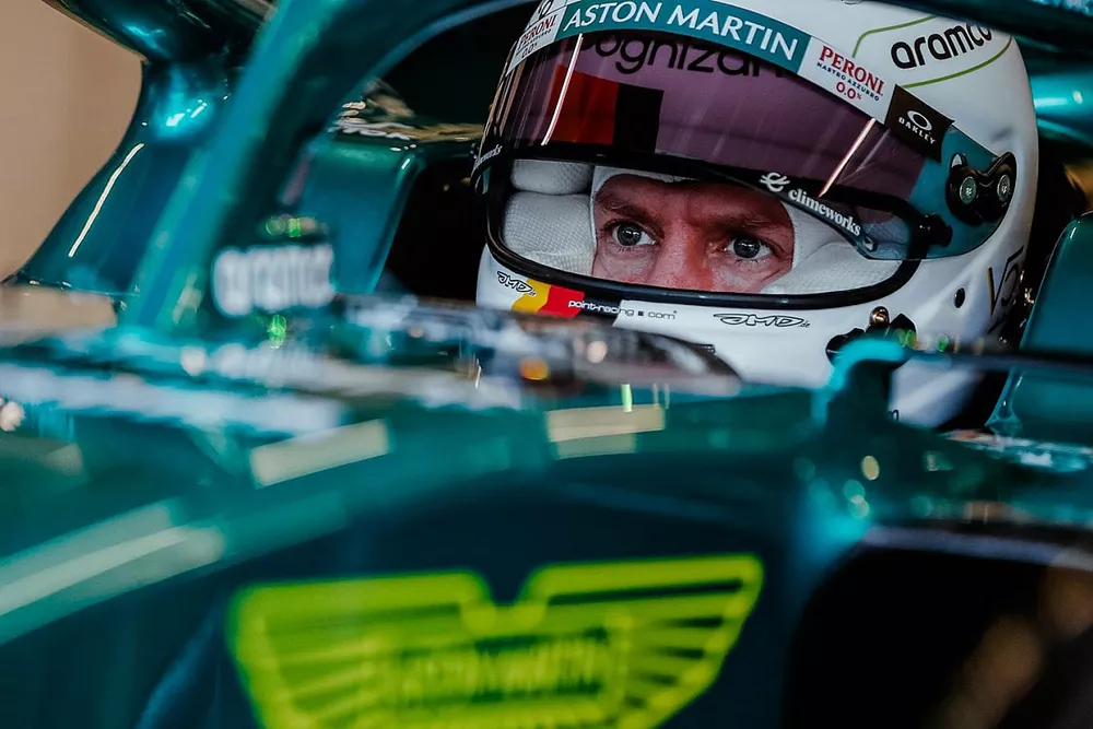 Sebastian Vettel, Aston Martin AMR22