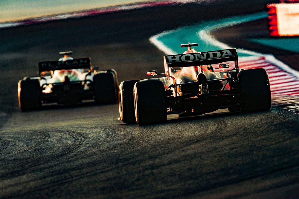 Max Verstappen, Red Bull Racing RB16B