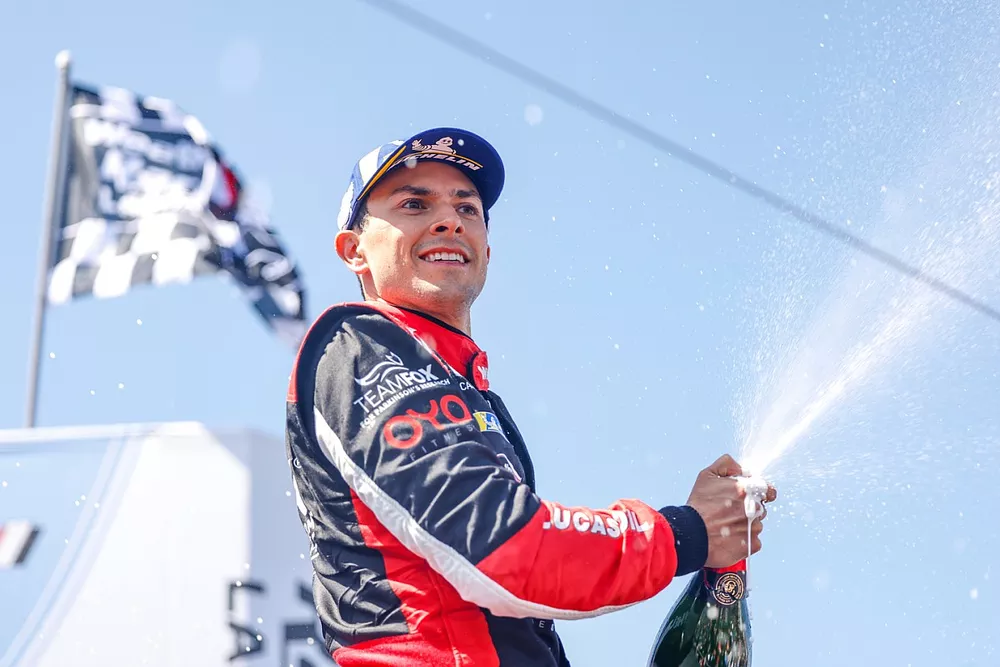 #31: Whelen Engineering Racing, Cadillac DPi, DPi: Pipo Derani, Tristan Nunez podium
