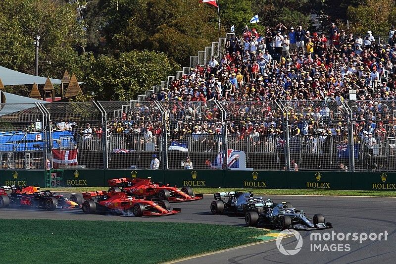 Valtteri Bottas, Mercedes AMG W10, leads Lewis Hamilton, Mercedes AMG F1 W10, Sebastian Vettel, Ferrari SF90, Charles Leclerc, Ferrari SF90, and Max Verstappen, Red Bull Racing RB15, at the start