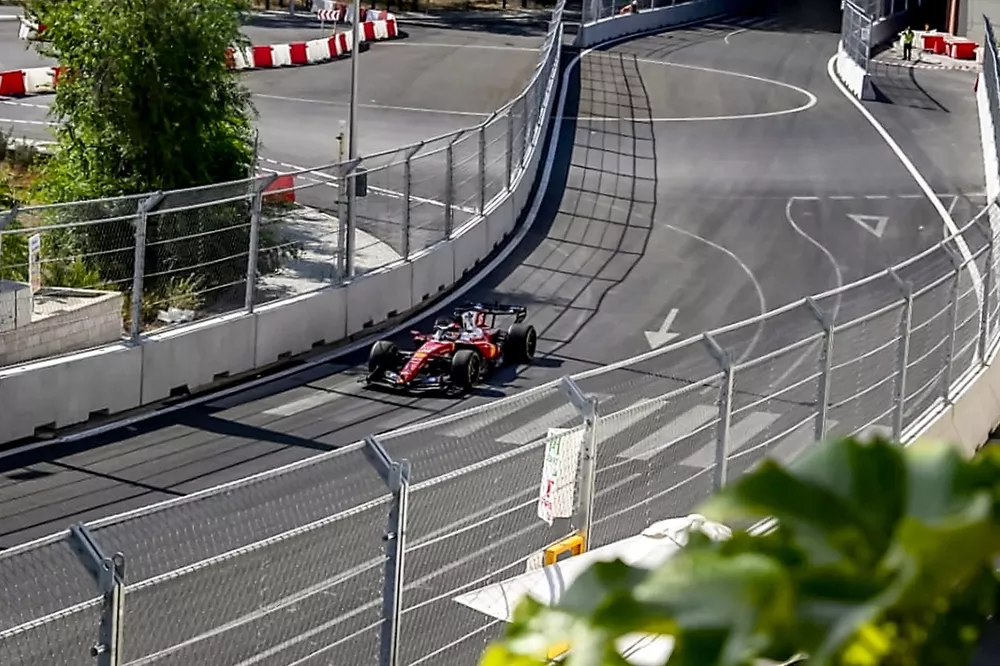 Ferrari SF-26, filming day en el Madring