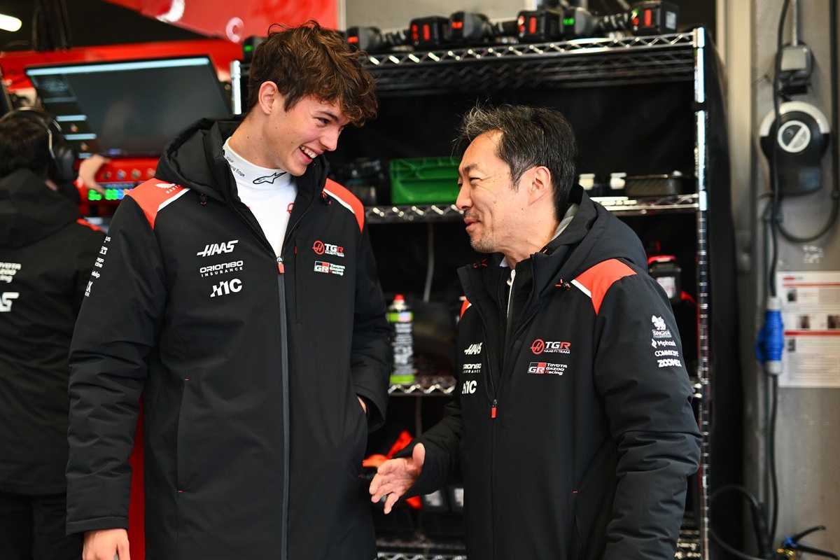 Komatsu jednak został