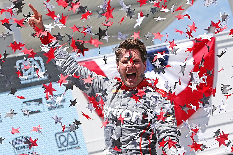 Power holds off charging Kanaan to win in Road America