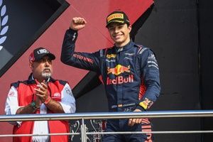 Marti wygrywa, Bortoleto powiększył przewagę nad Hadjarem