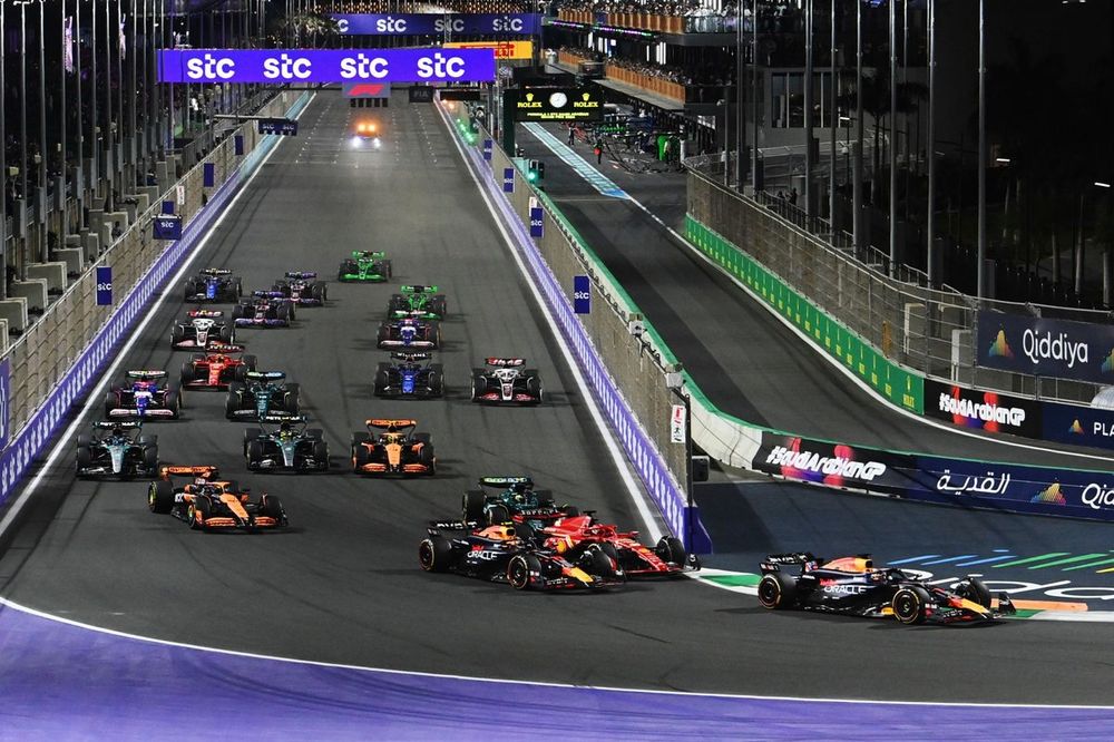 Salida del GP de Arabia Saudí 2024 de F1