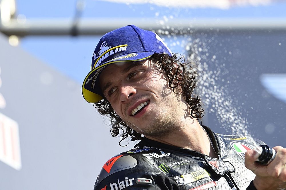 Podio: segundo lugar Marco Bezzecchi, VR46 Racing Team