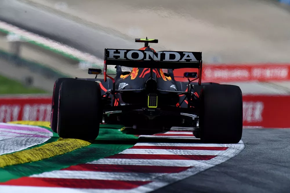 Sergio P&eacute;rez, Red Bull Racing RB16B
