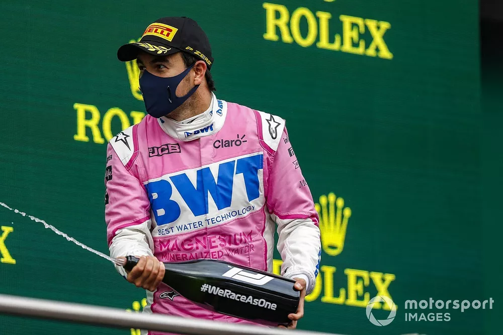 Podio: segundo lugar Sergio P&eacute;rez, Racing Point