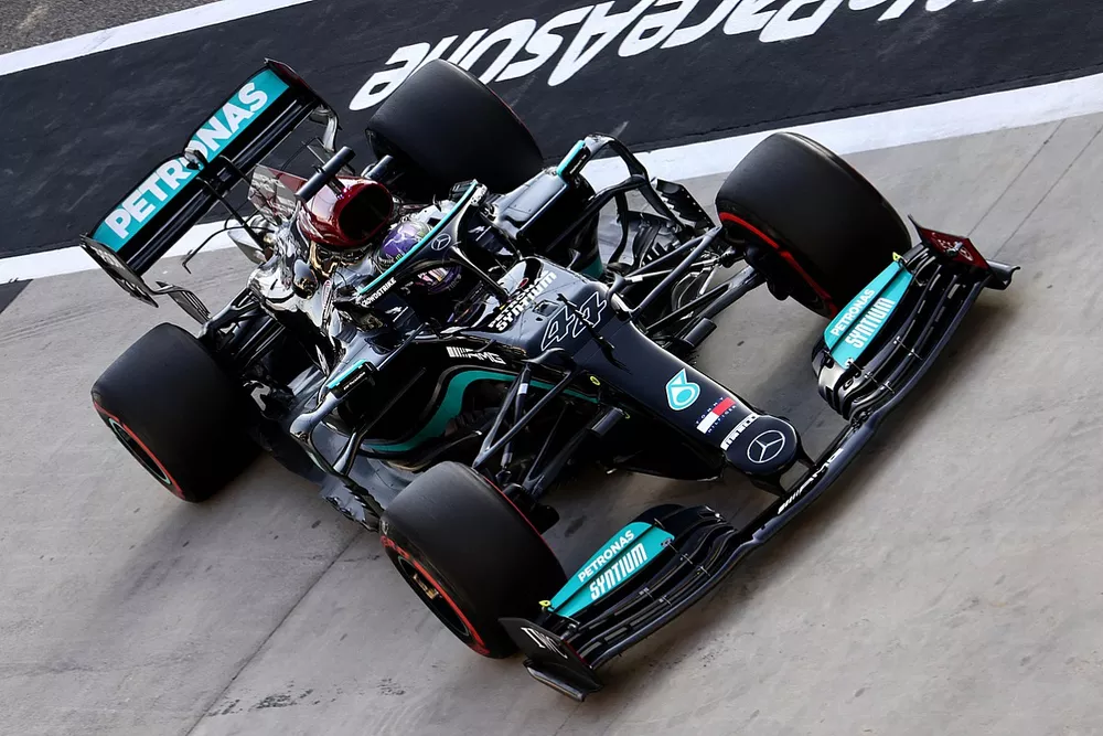 Lewis Hamilton, Mercedes W12