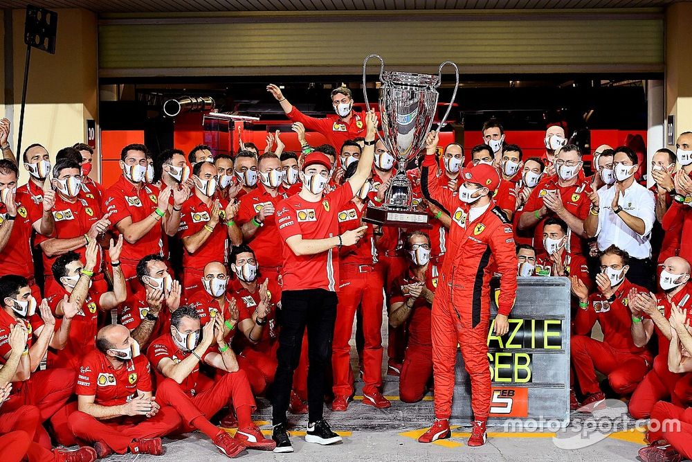 Sebastian Vettel, Ferrari y Charles Leclerc, Ferrari con el equipo