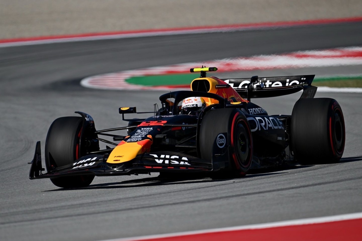 F1ボディ　角田仕様 レッドブル、角田裕毅はF1スペインGPでも“旧パッケージ”で走行