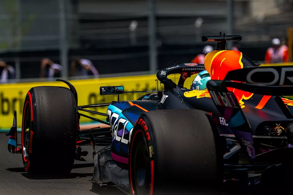 Max Verstappen, Red Bull Racing RB19 