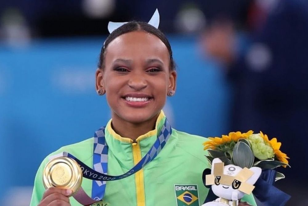 Rebeca Andrade dar&aacute; a bandeirada do GP de S&atilde;o Paulo