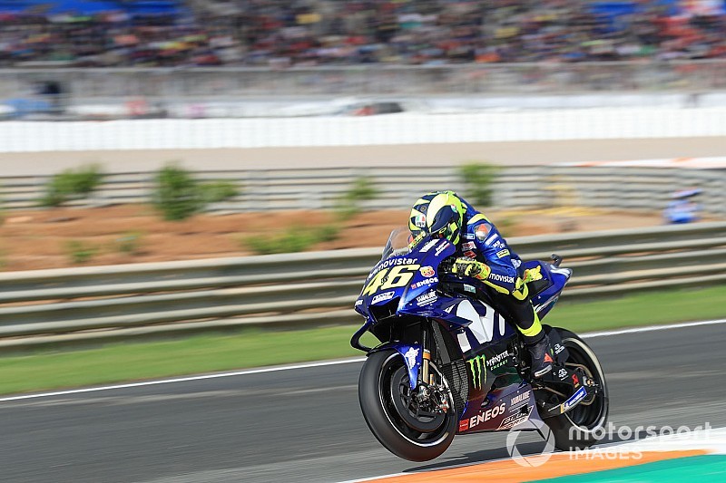 16º, Rossi se diz “desconfortável” com moto em Valência