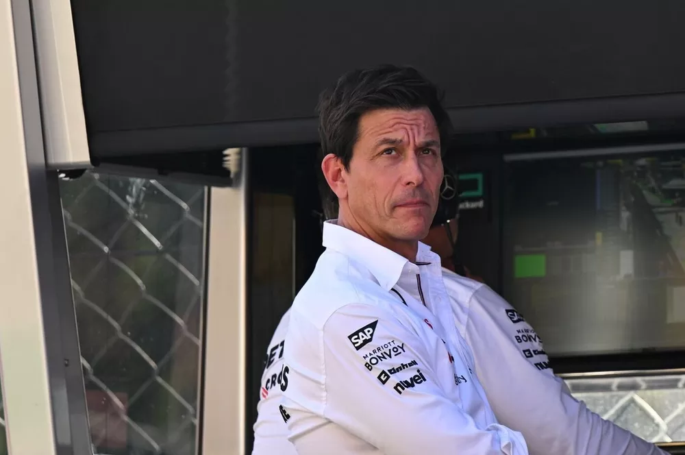 Wolff zeigt Verst&auml;ndnis f&uuml;r McLaren, sieht aber auch Zeit zu handeln