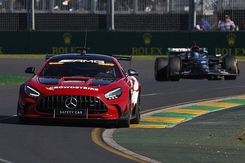Mercedes, neden George Russell'ı güvenlik aracı periyodunda pite aldı?