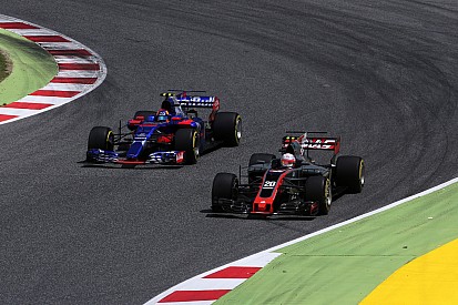Kvyat juge Magnussen responsable de l'accrochage à Barcelone