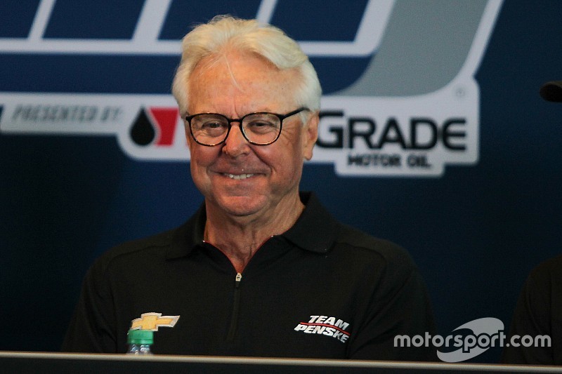 Jimmie Johnson puede cambiarse a IndyCar