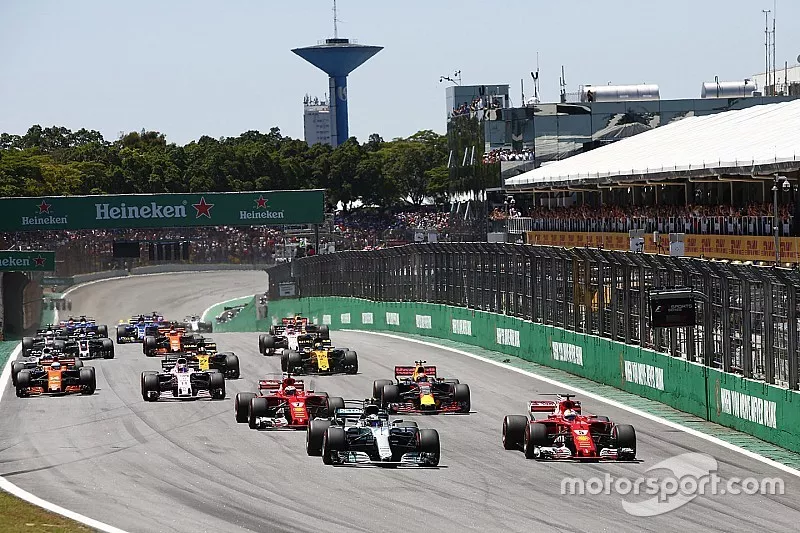 Start: Valtteri Bottas, Mercedes AMG F1 op kop