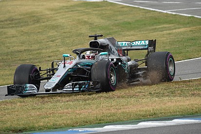 Potong garis pit entry, Hamilton dipanggil steward