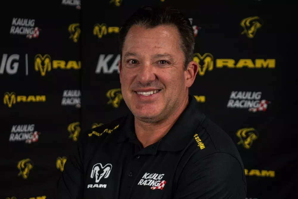 Tony Stewart regresará a NASCAR para su primera carrera en Trucks en 20 ...