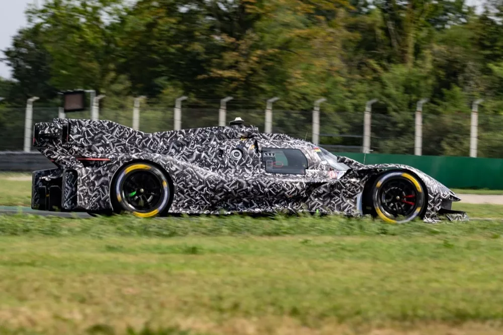 Ferrari 499P
