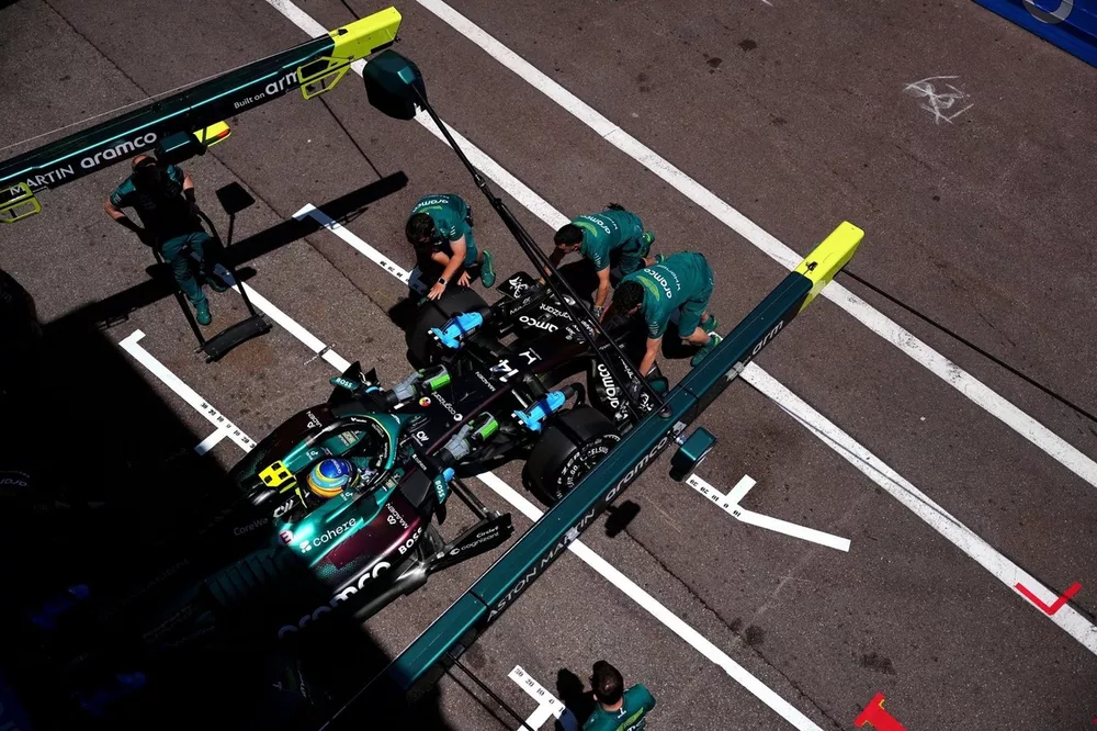 Fernando Alonso, Aston Martin Racing