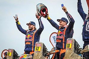 Kevin Benavides desde "cero" tras una recuperaci&oacute;n a por Toby Price