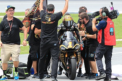 Bagnaia: “Hemos ganado juntos, todos somos campeones del mundo”