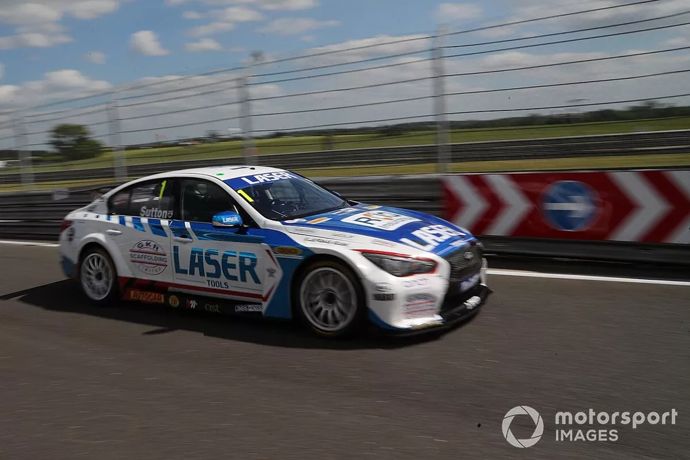 Ashley Sutton, Laser Tools Racing Infiniti Q50