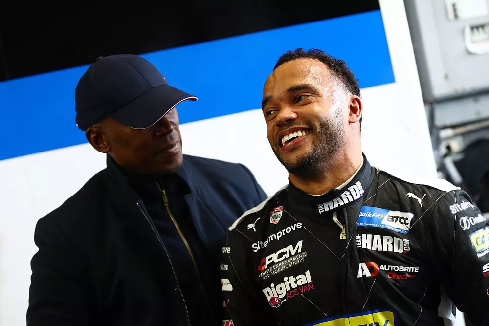 Nicolas Hamilton, Go-Fix with Autoaid Breakdown Cupra Leon 