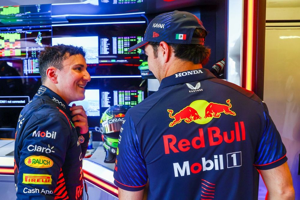 Isack Hadjar, Red Bull Racing, Sergio P&eacute;rez, Red Bull Racing