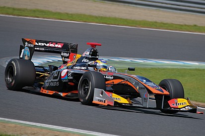 Motegi Süper Formula: Ishiura kazandı, Cassidy şampiyona lideri