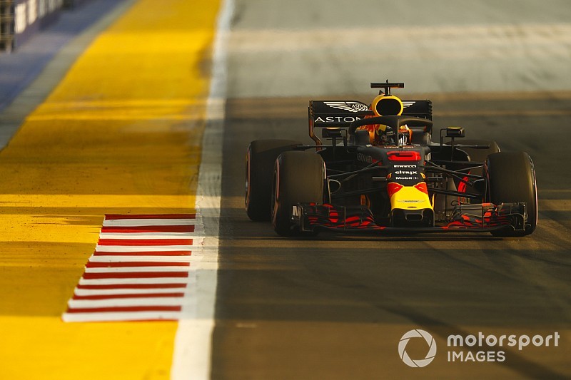 FP1 GP Singapura: Duo Red Bull di depan Ferrari